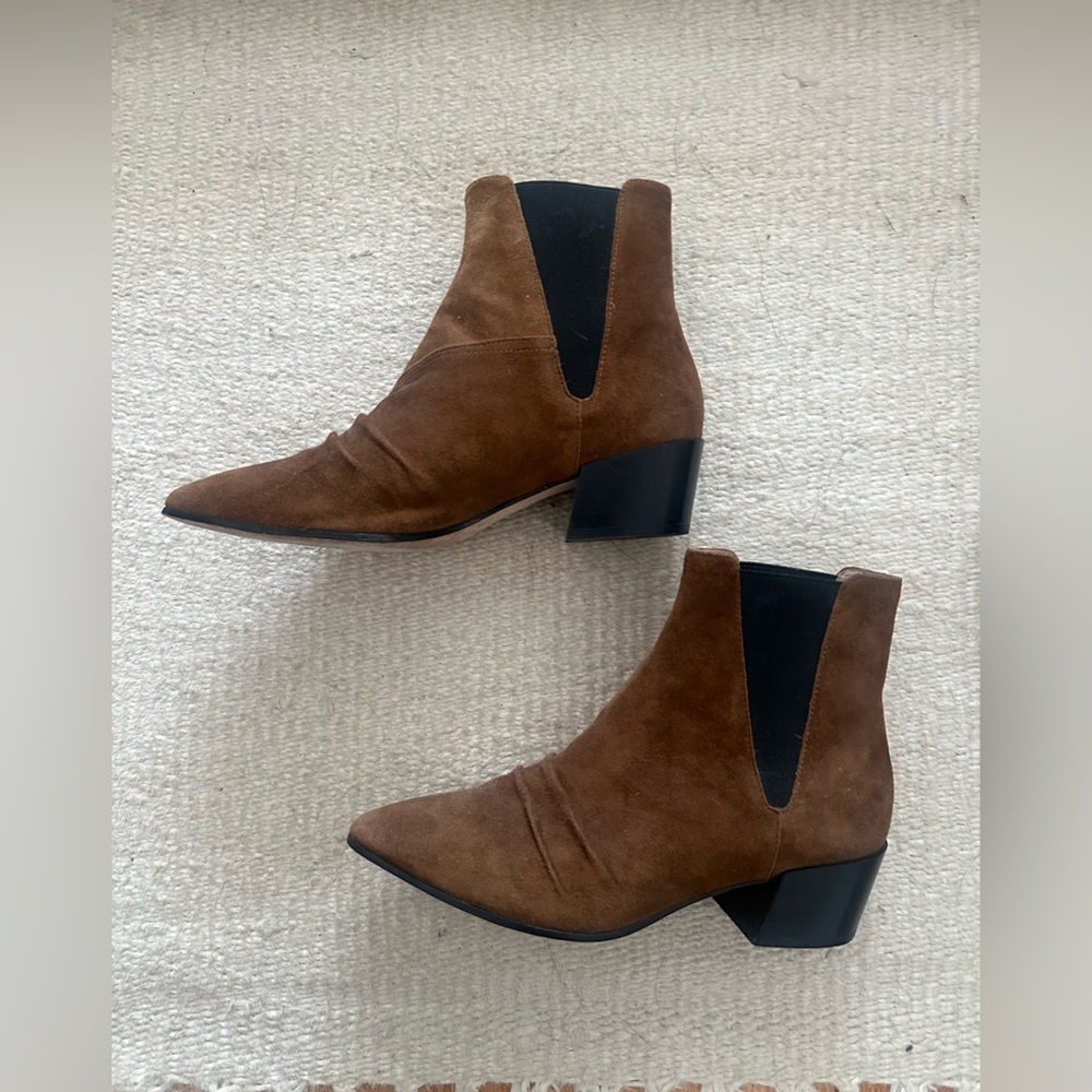 CLEAR OUT SALE Joie booties